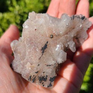 Zeolite crystal piece